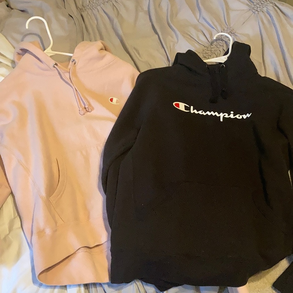 🖤Two Champion Hoodies💖